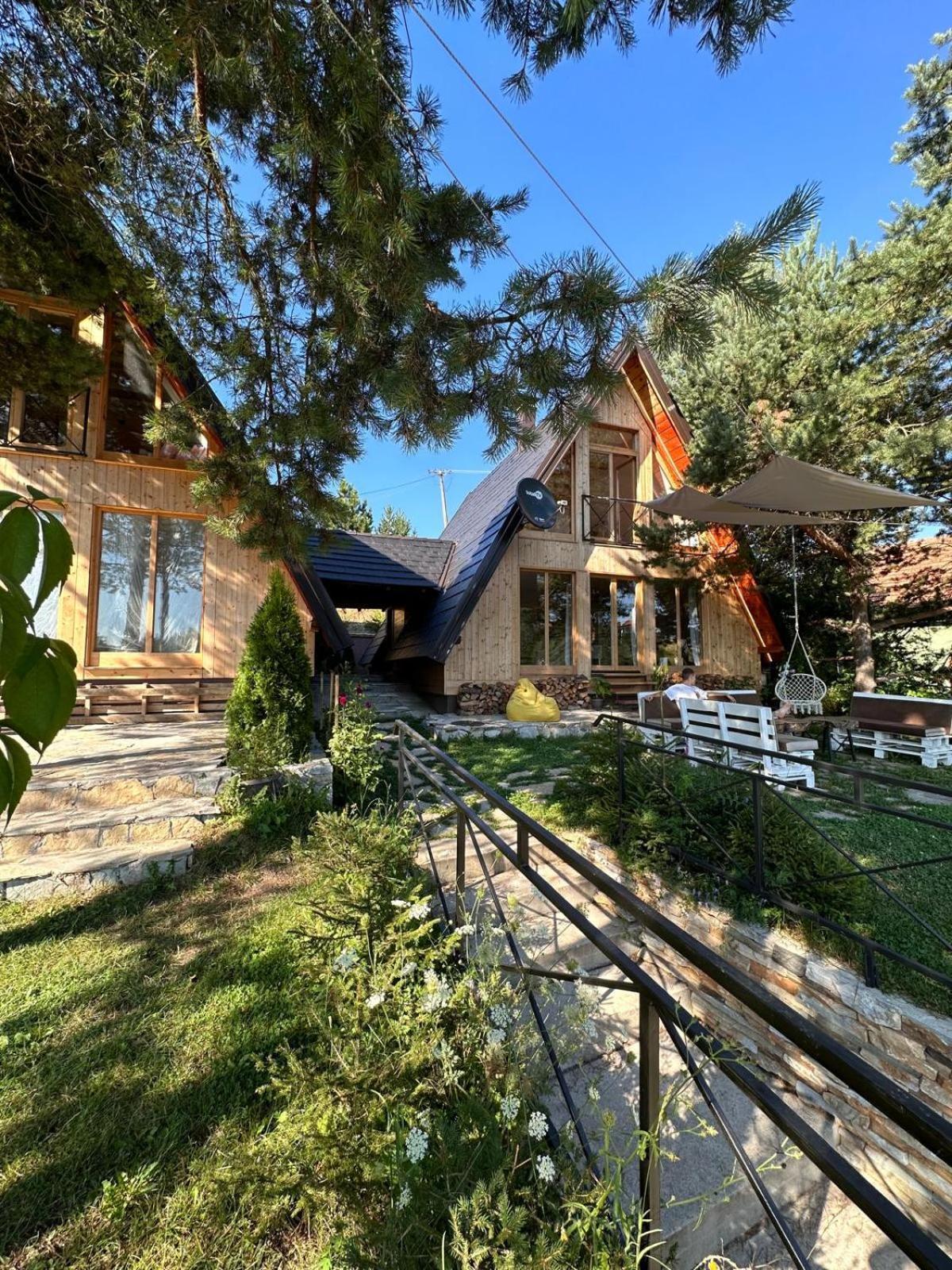 Pine Cabins Zlatibor Luaran gambar
